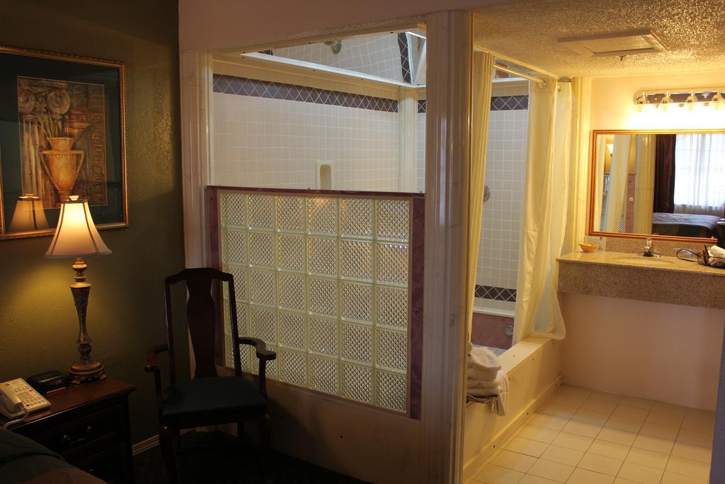 Rodeway Inn & Suites Nashville Extérieur photo