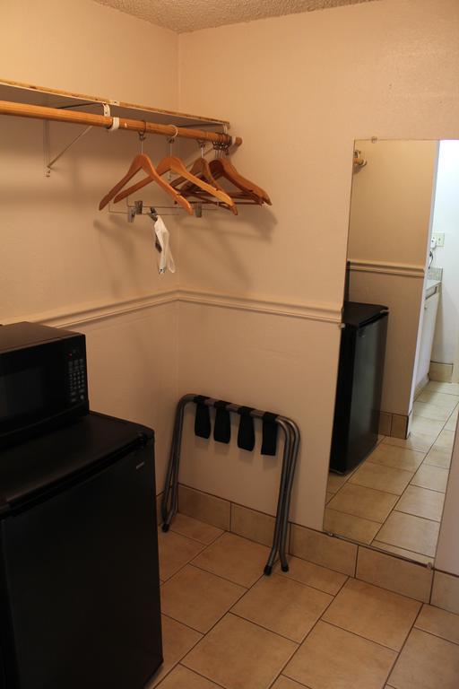 Rodeway Inn & Suites Nashville Extérieur photo