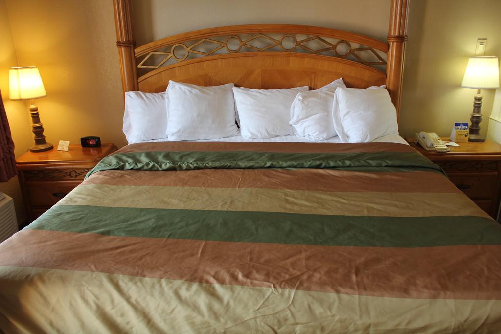 Rodeway Inn & Suites Nashville Chambre photo