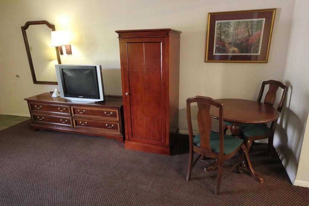 Rodeway Inn & Suites Nashville Chambre photo