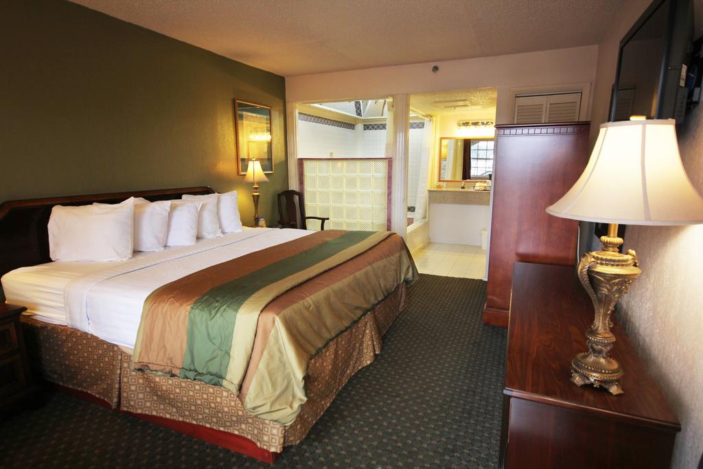 Rodeway Inn & Suites Nashville Extérieur photo